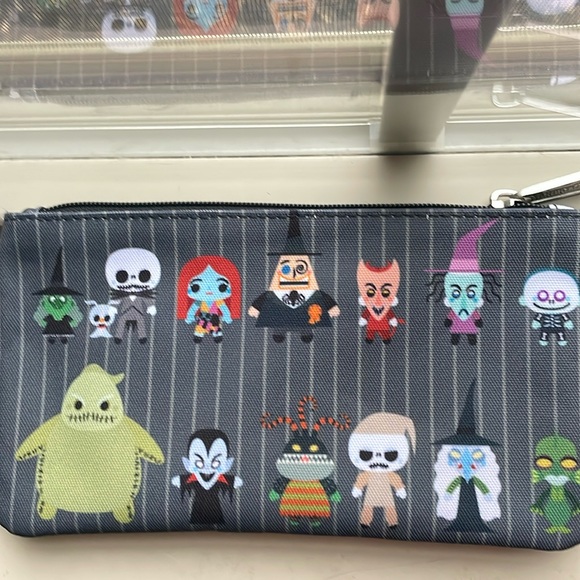 Disney Loungefly The Nightmare Before Christmas Zipper Pouch Wallet - Picture 1 of 5